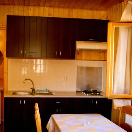 Domek alpejski Bungalow With Garden La Puebla de Roda
