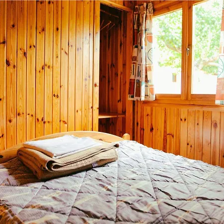 Bungalow With Garden Domek alpejski *