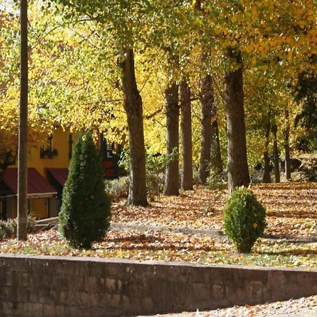 Bungalow With Garden Domek alpejski La Puebla de Roda